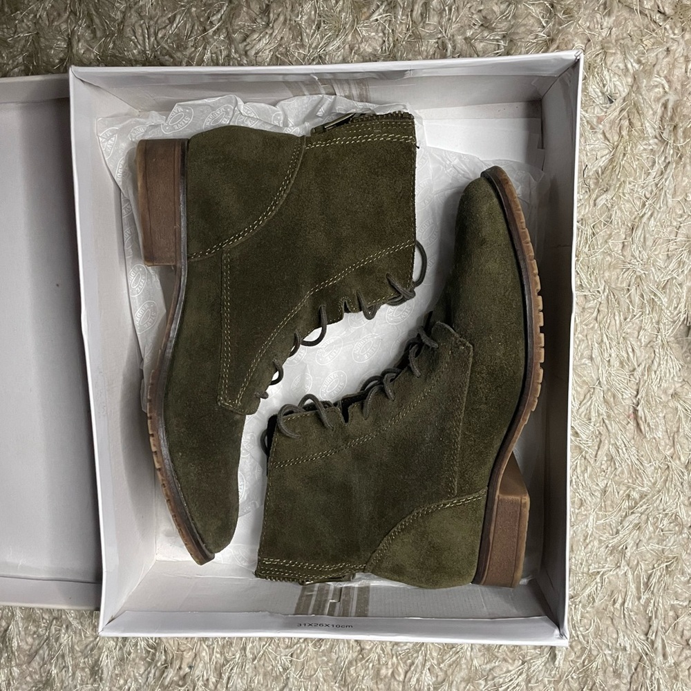 Steve Madden Olive Green Suede Ankle Boots